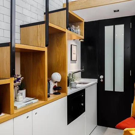 Saudade Micro Loft - Santos * Lisbon