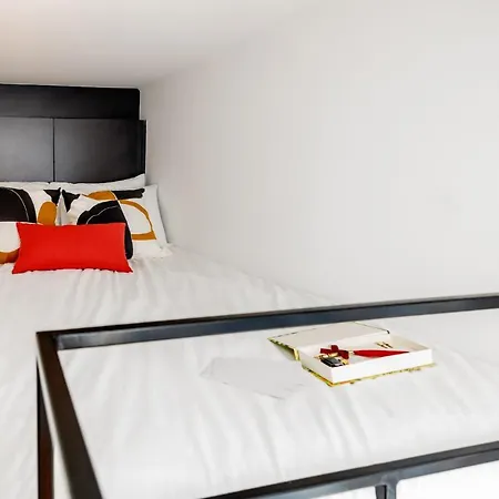 Saudade Micro Loft - Santos * Lizbona